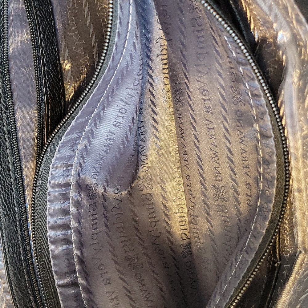 Vera Wang tote - Picture 5 of 8